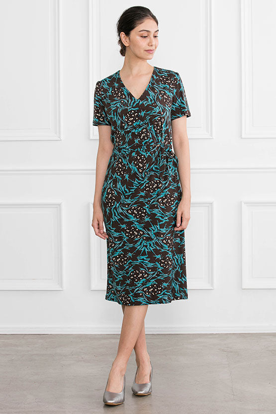 Chocolate Mint Leaf V-Neck Daily Dress