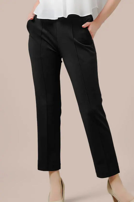 Smart Stretch: Tapered Pants