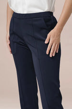 Smart Stretch: Tapered Pants