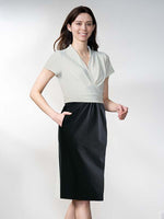 Cotton-blend gray and navy shell-print short-sleeved dress with a relaxed fit and crew neckline.