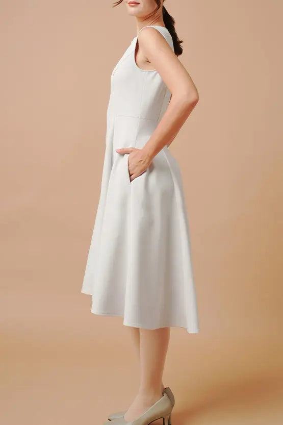 Active Cool: Short A-Line Front Zip Dress