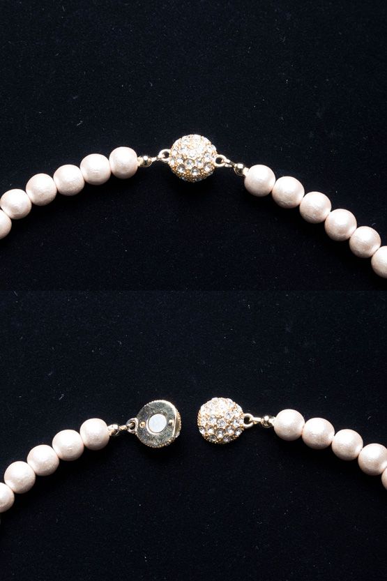 Angel Pink Lightweight Wood Pearl Short Necklace