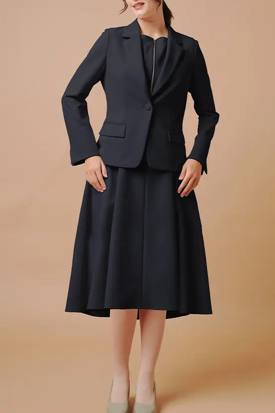 Active Cool: Short A-Line Front Zip Dress