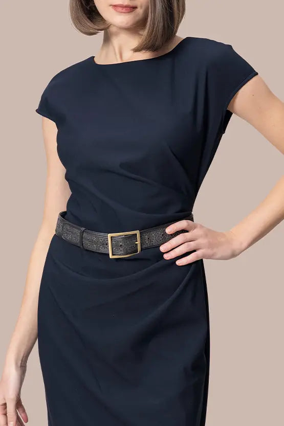 Authentic Oshima Tsumugi: Belt made from intricately woven silk, showcasing a traditional geometric pattern.