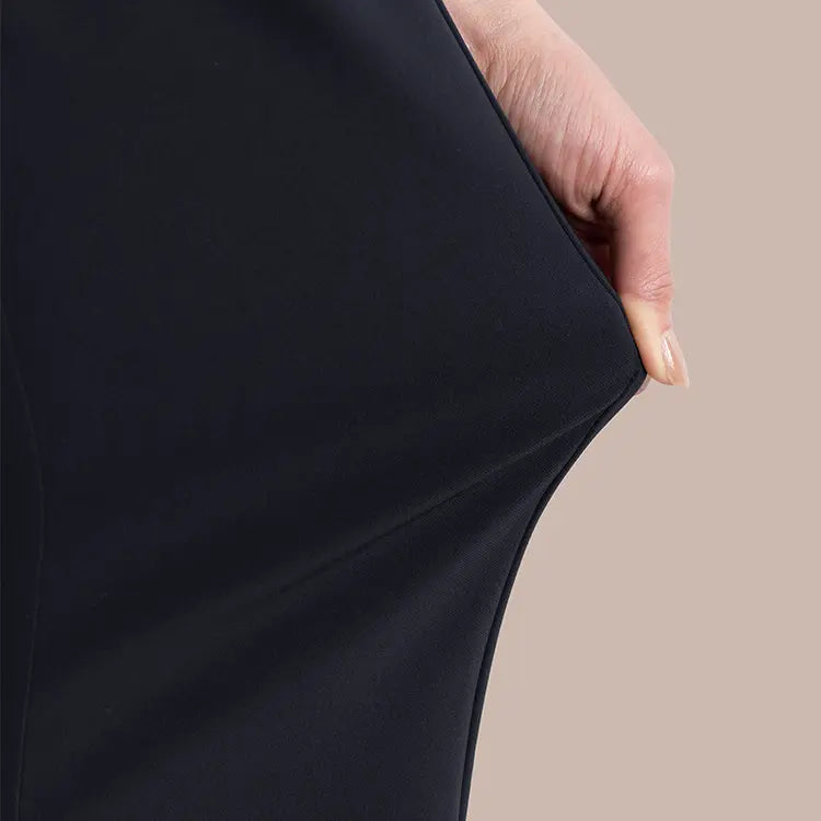 Comfortable all year round! Temperature-regulating stretch fabric