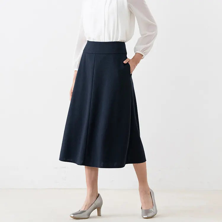 Fits everyone! <br> Looks slender and secure