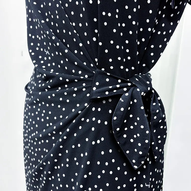 Slimming drape that easily covers your body all day long