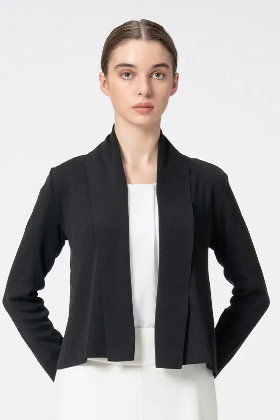 Washable Wool Knit: Short Line Cardigan