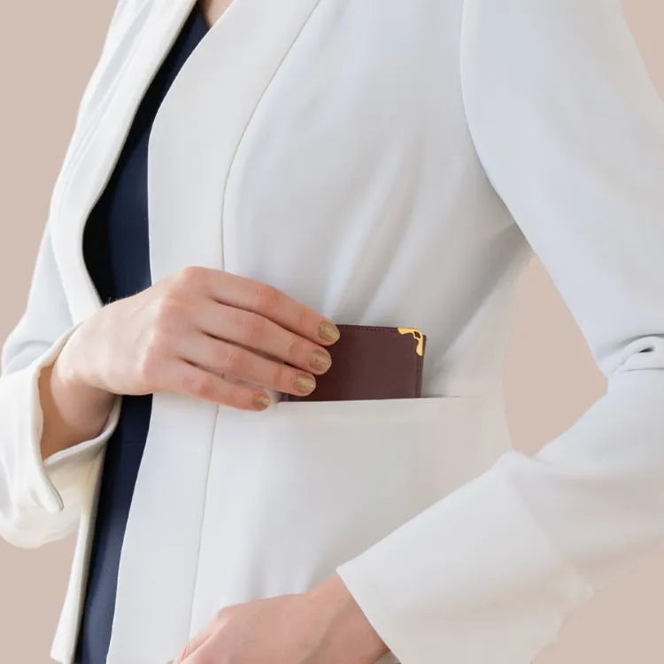 Details that combine casualness and functionality