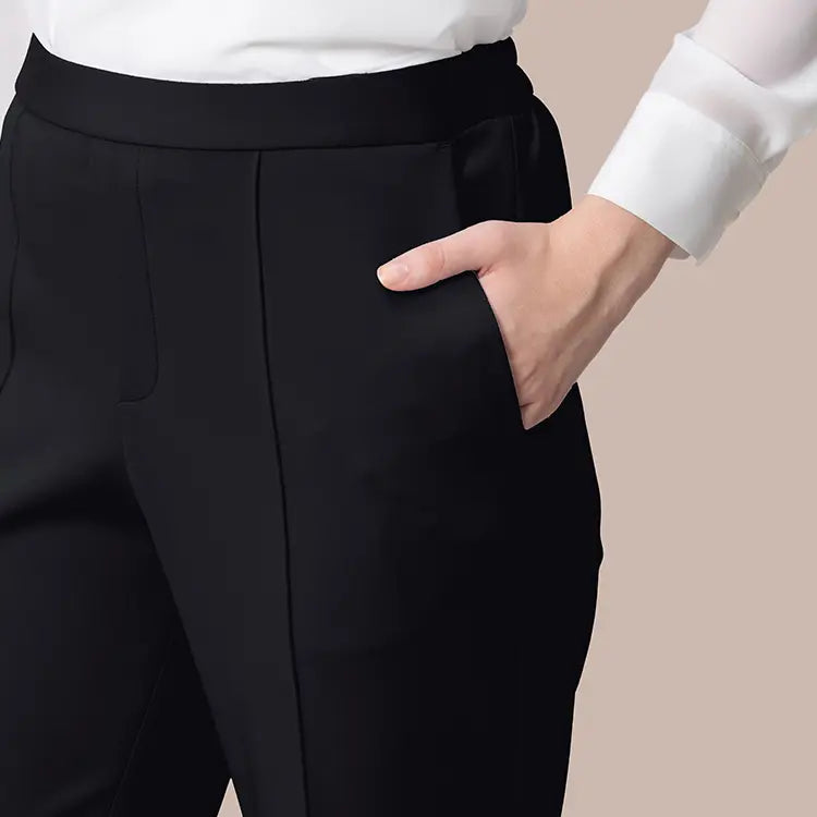 Diagonal lines create a clean, vertical look on both sides! Functional pockets