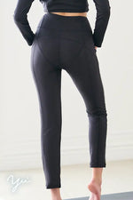Wellness Tech: Legging Pants