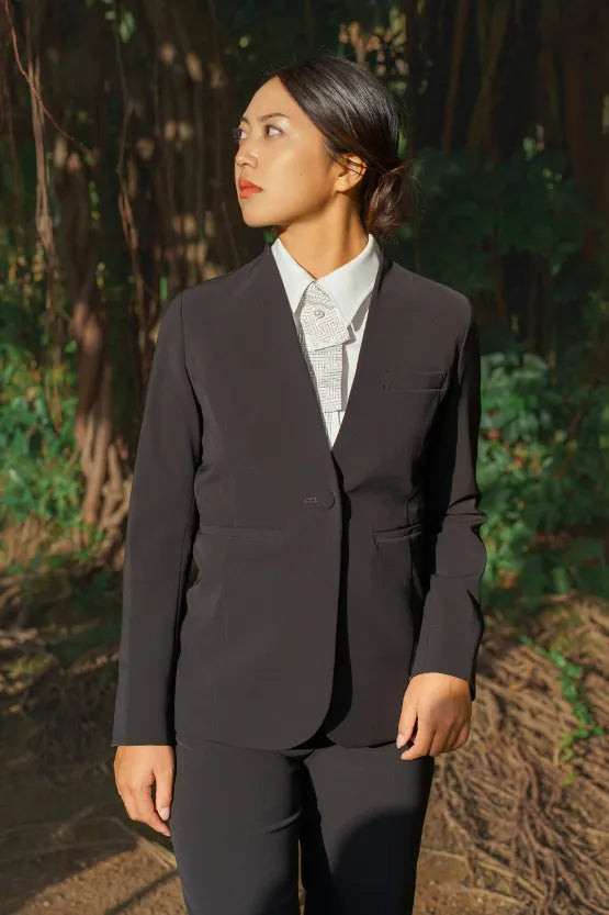 Authentic Oshima Tsumugi: Stretch Georgette Shirt with Bow Tie