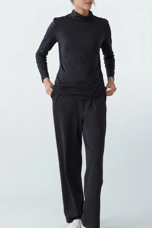 Wellness Tech: High Neck Top