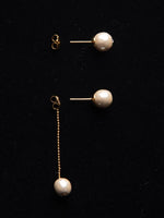 Rich White Lightweight Balsa Pearl 2-Way Earrings