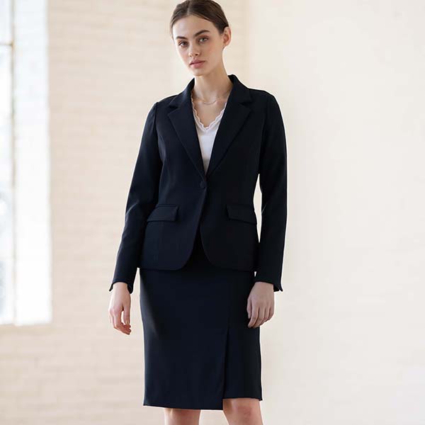 Suit style in an instant