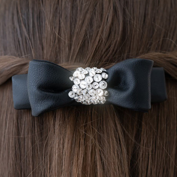 45 sparkling Swarovski crystals