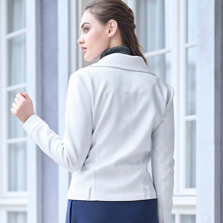 Lightweight and machine washable. A popular Japanese item.