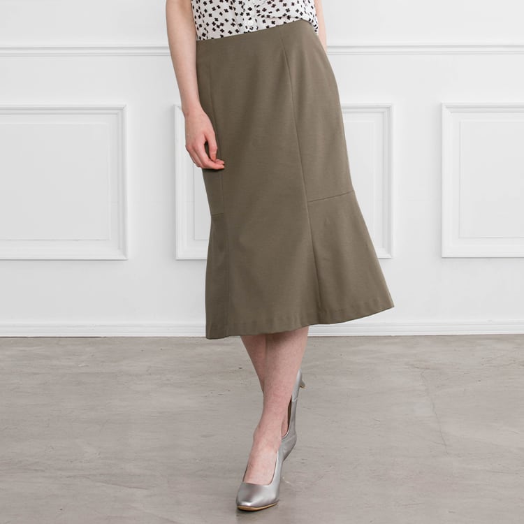 Elegant Midi-Length Mermaid Lne