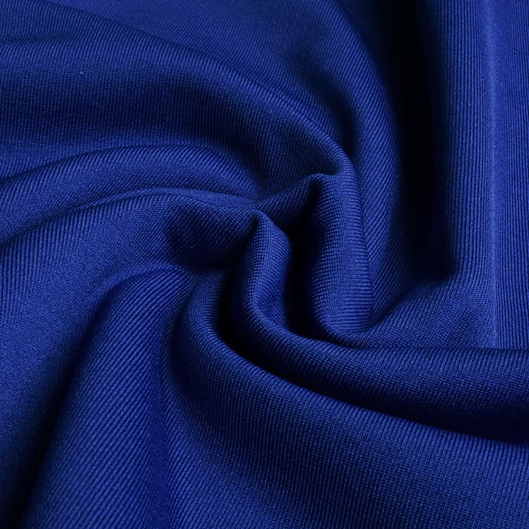 Special anti-static thread prevents clinging