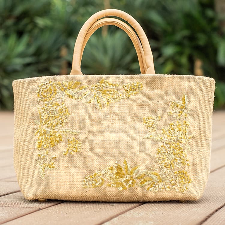 An all-in-one tote bag that's easy to use every day
