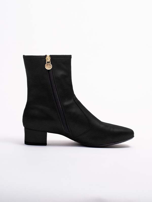 Black Vegan Suede Fluffy Flat Boots