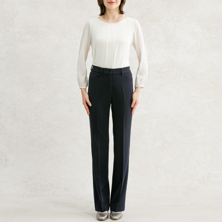 Experience the thrill of slimming and long legs.