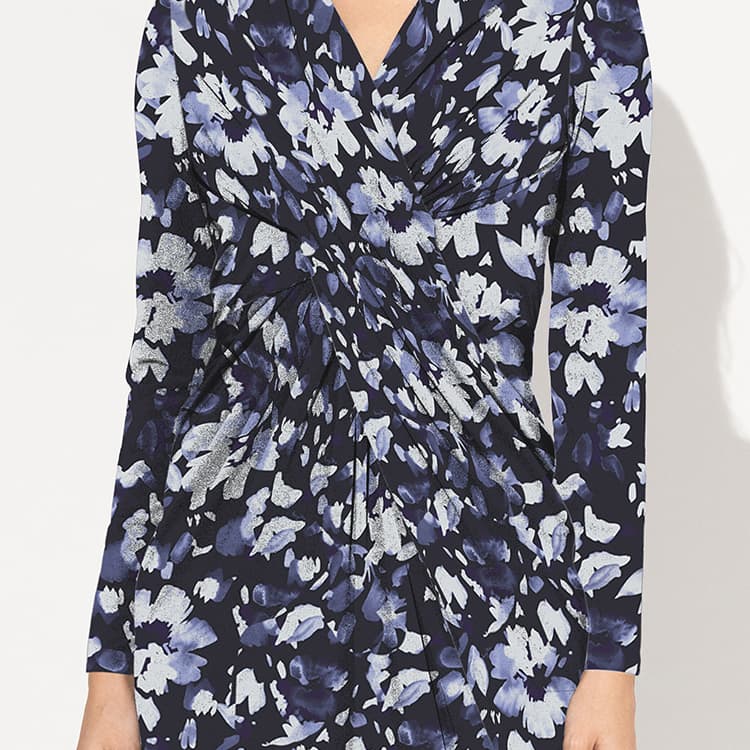 Gorgeous and well-defined silhouette