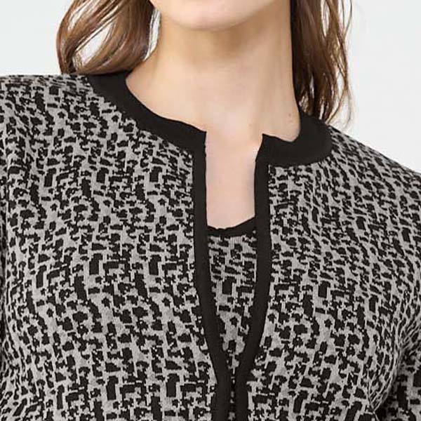 Neckline