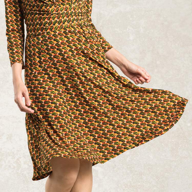 Turn heads with every movement