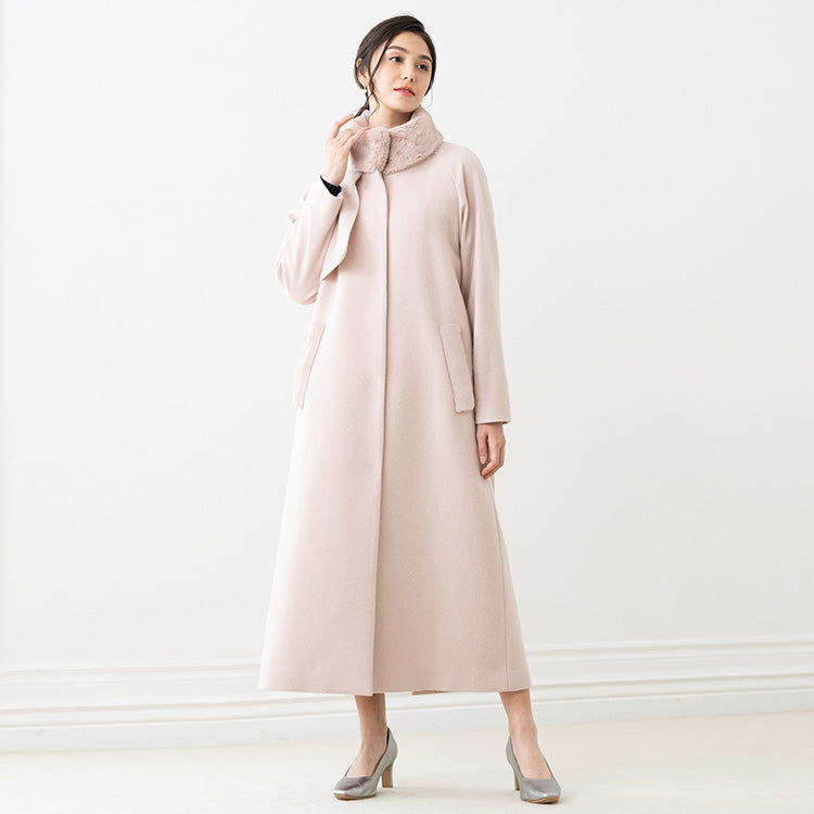 A long silhouette that goes well with long dresses