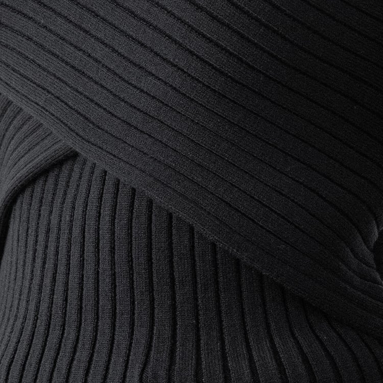 Warm and cozy with high-quality knitwear from Kanazawa