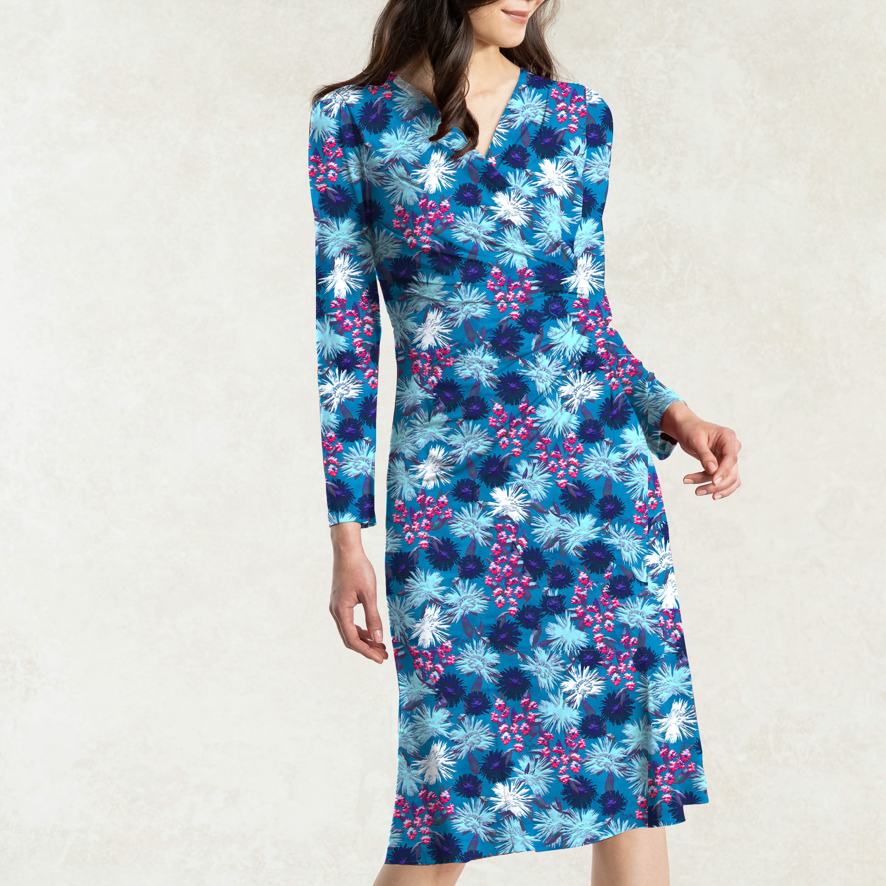 ELONGATED SILHOUETTE