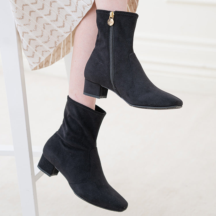Eliminate the clicking of your heels! <br>Silent heels