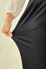 Smart Stretch: Black Wide Pants