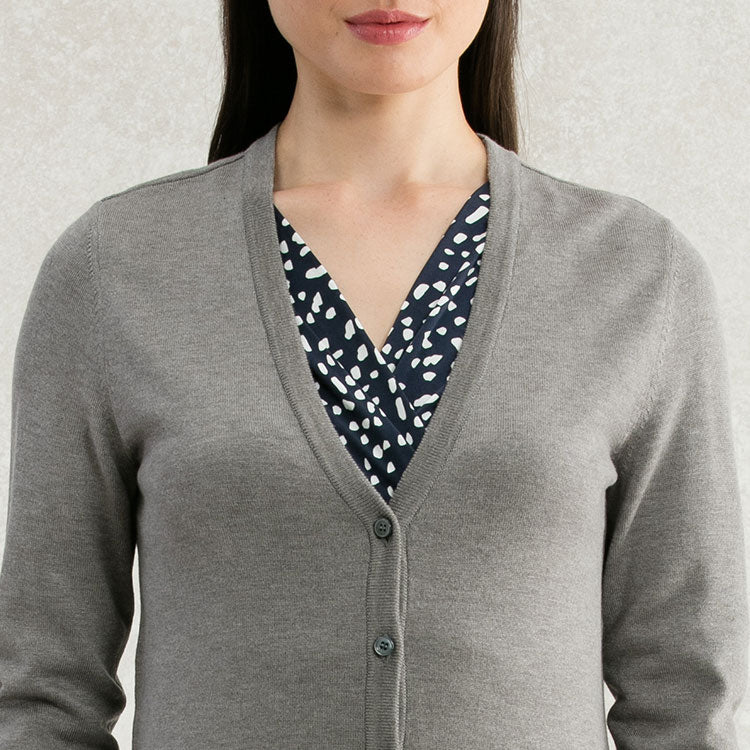 Fiber kneaded with aloe's moisturizing ingredients