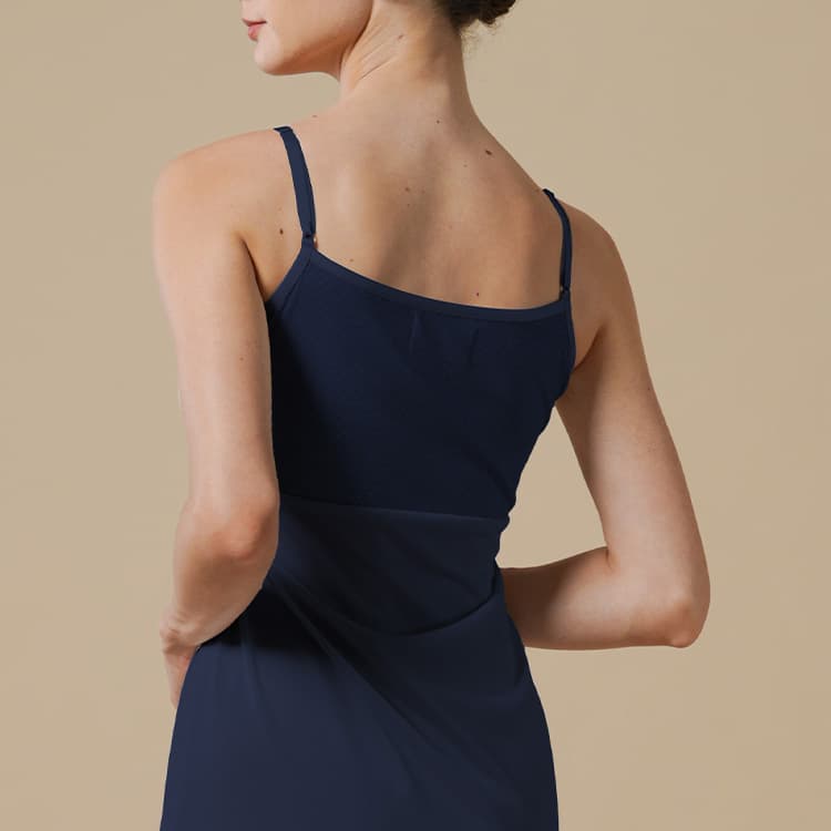 A single garment that meets the high demands of modern women in functionality and comfort