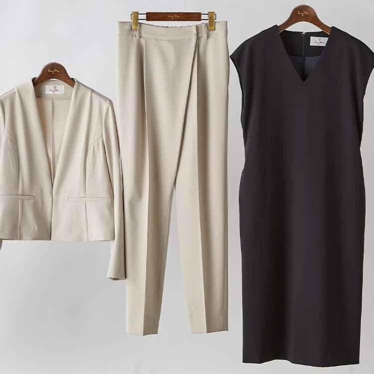 Pairs effortlessly with matching items for a coordinated set-up.