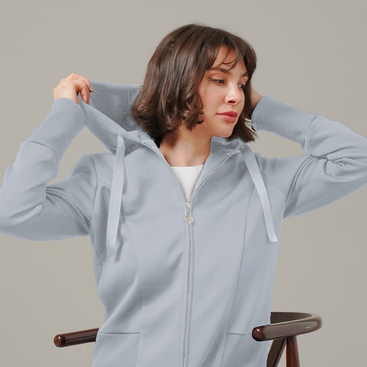 High-quality minimalist. Versatile clothing that can be worn in any situation