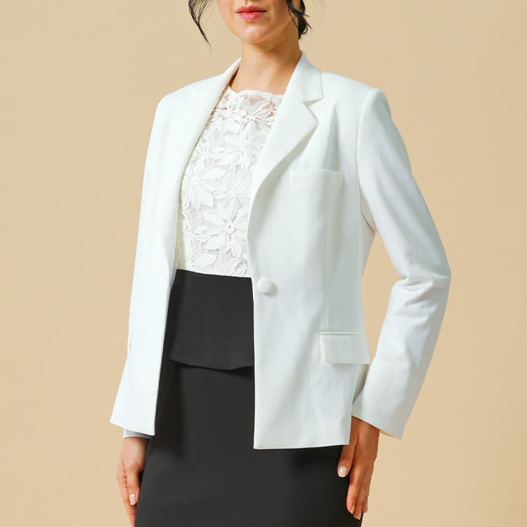 Premium feel suitable for business, with comfort even for long wear