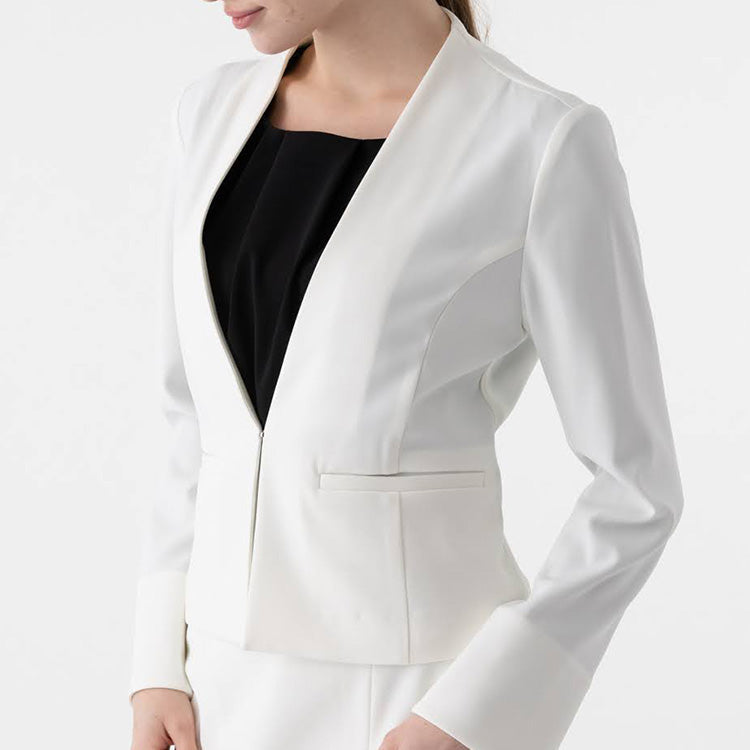 Minimal and Sharp<br>Collarless Jacket