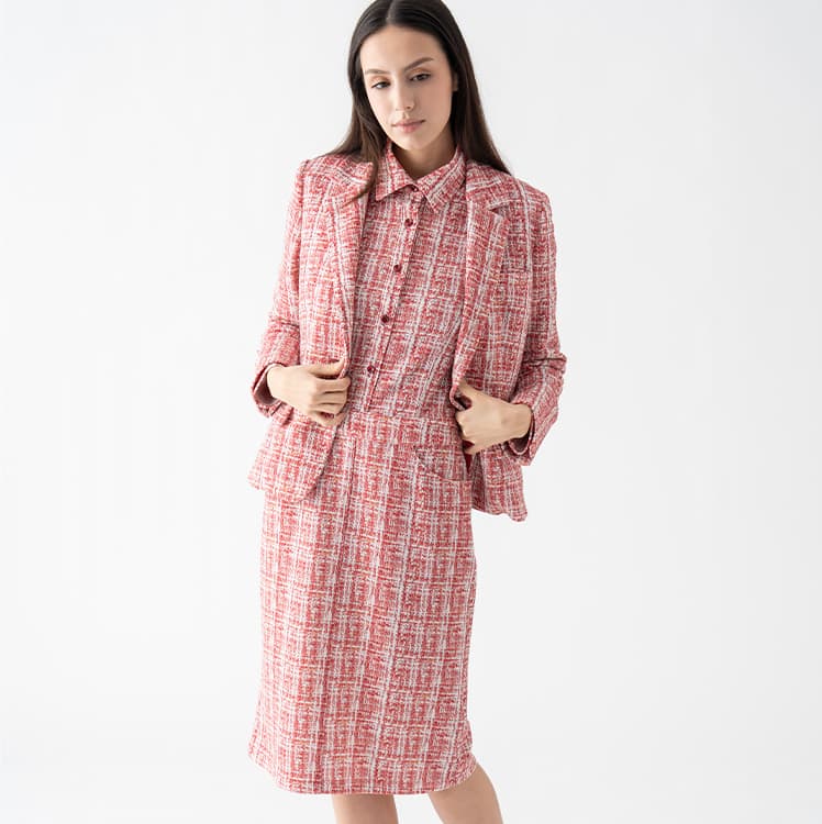 EASY STYLING IN THE MORNING