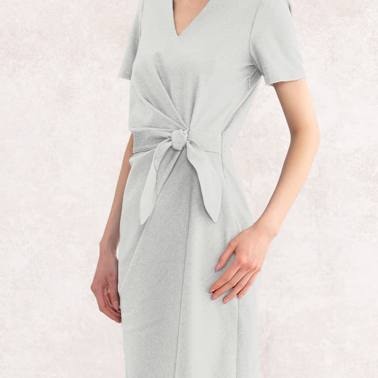 Adjustable waist for a perfect fit on any body type.