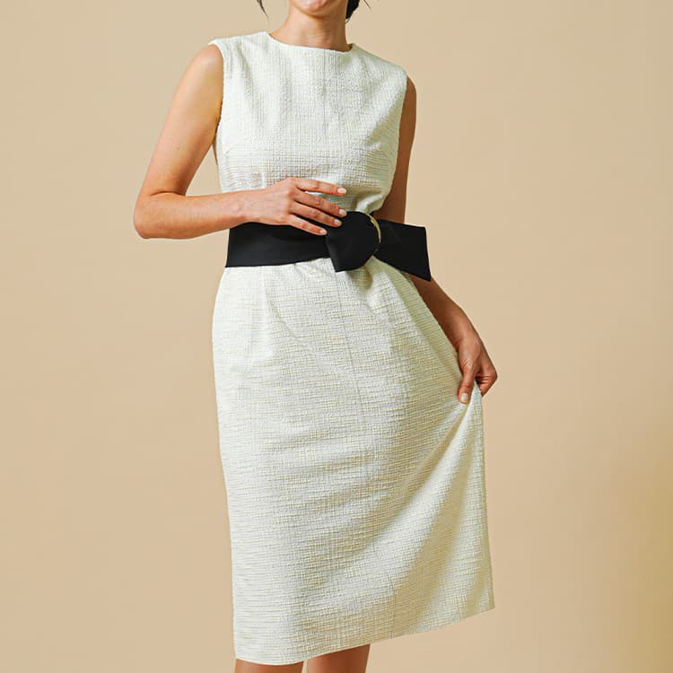 A refined sack dress that beautifully enhances your silhouette