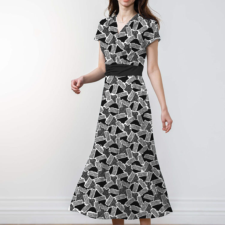 A charming, feminine cache-coeur