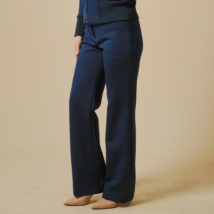 Functional cardboard knit material is used to accommodate temperature differences inside the aircraft