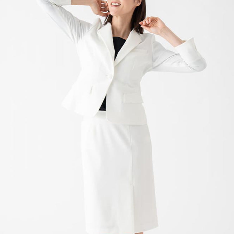 STRETCHY DOWN TO THE THREAD