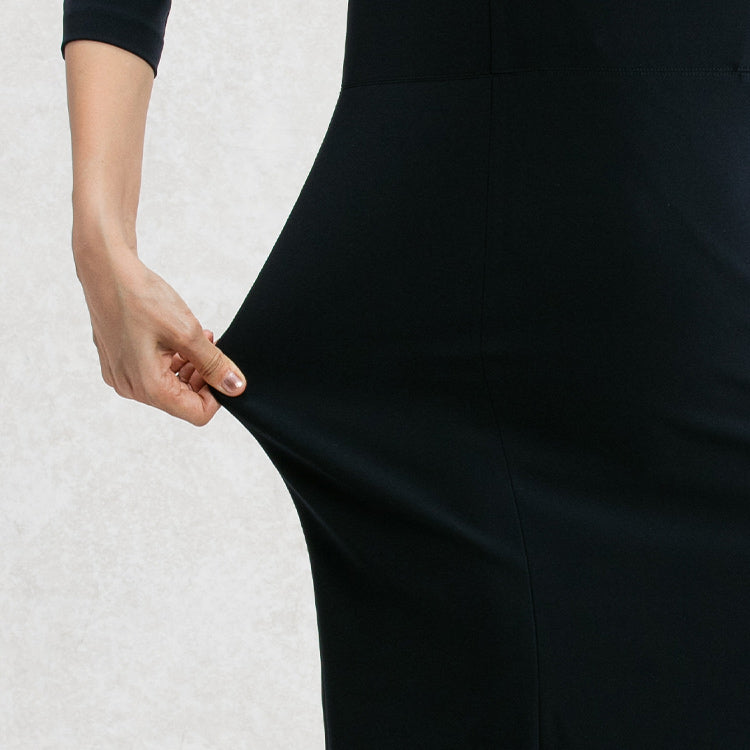 STRETCHY DOWN TO THE THREAD