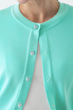 Clear Button Kanazawa Waist-Shaping Cardigan