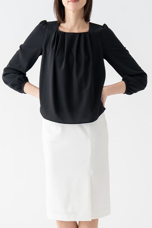 All-Season Material: Smart Stretch Front Vent Skirt