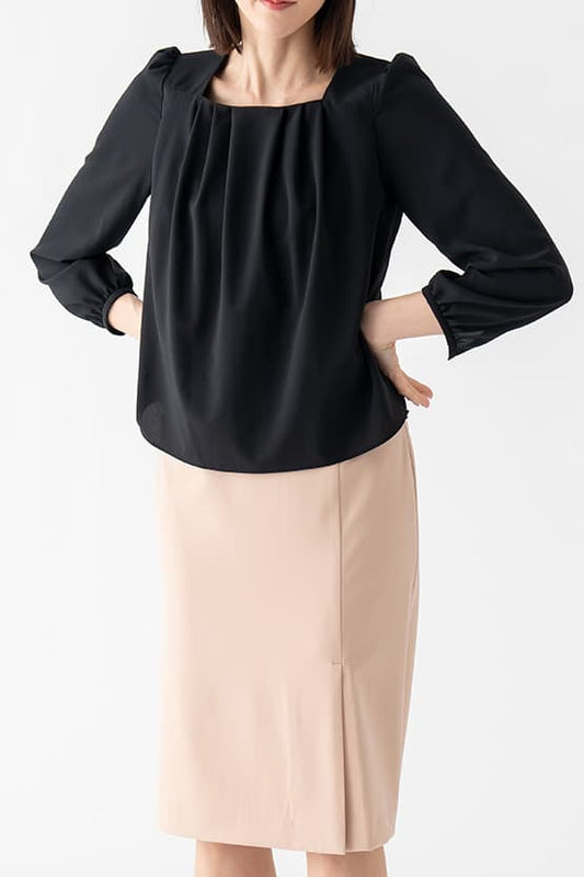 All-Season Material: Smart Stretch Front Vent Skirt